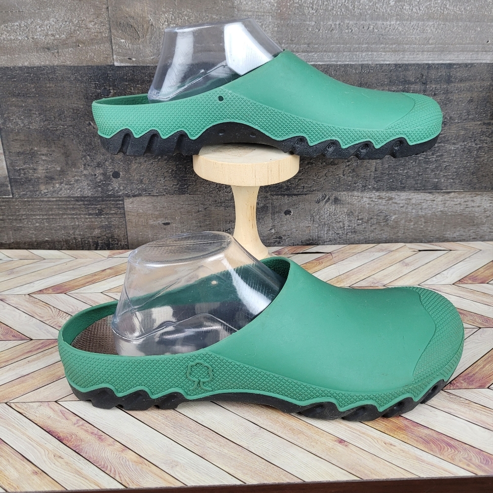 Livergy Slip-On Green Men's Clogs
